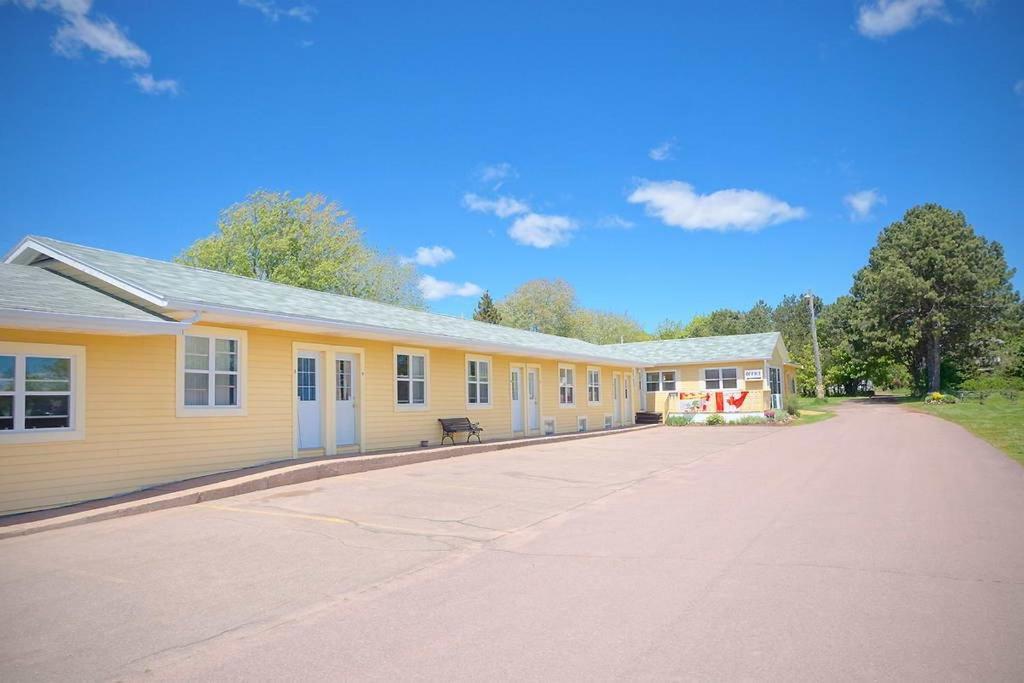 Green Acres Motel Summerside Eksteriør billede
