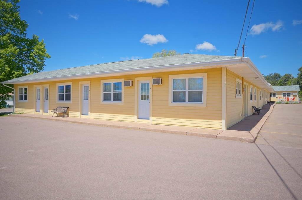 Green Acres Motel Summerside Eksteriør billede